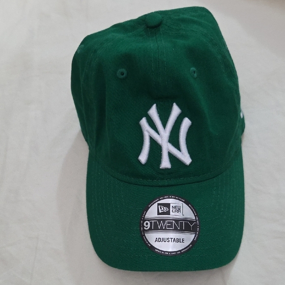 New Era Accessories - NEW ERA, Forest Green NY Yankees Adjustable Cap
